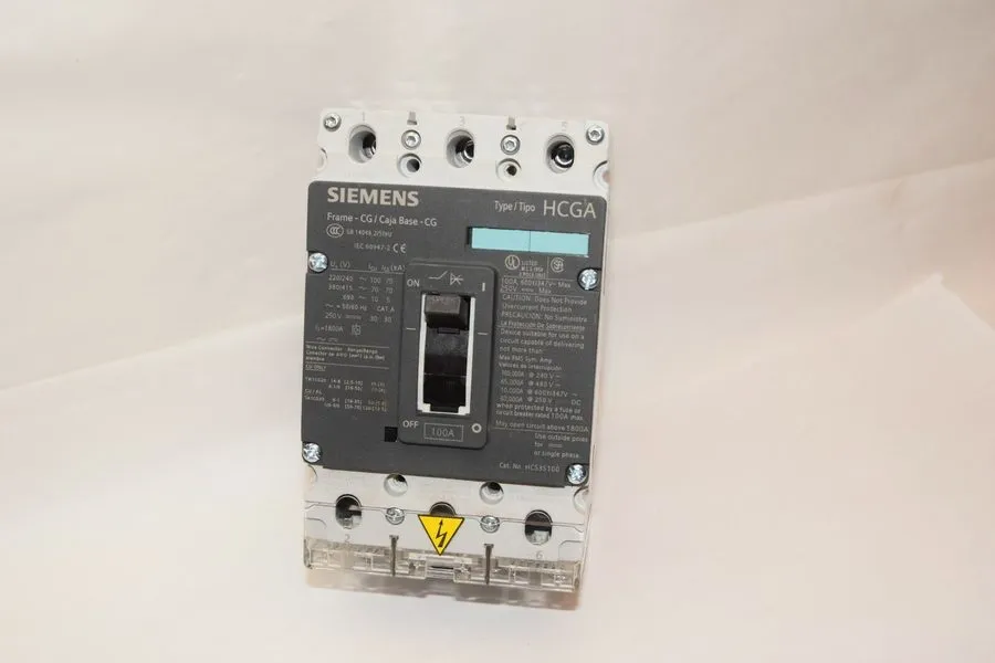 Автоматический выключатель Siemens HCS3S100 HCGA Circuit Breaker 3 Phase 100 Amp