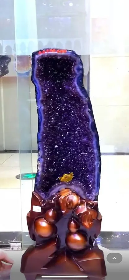 Лабораторный прибор 69.52LB 32.3”Tall Natural Uruguay amethyst geode quartz crys — фото лота 1