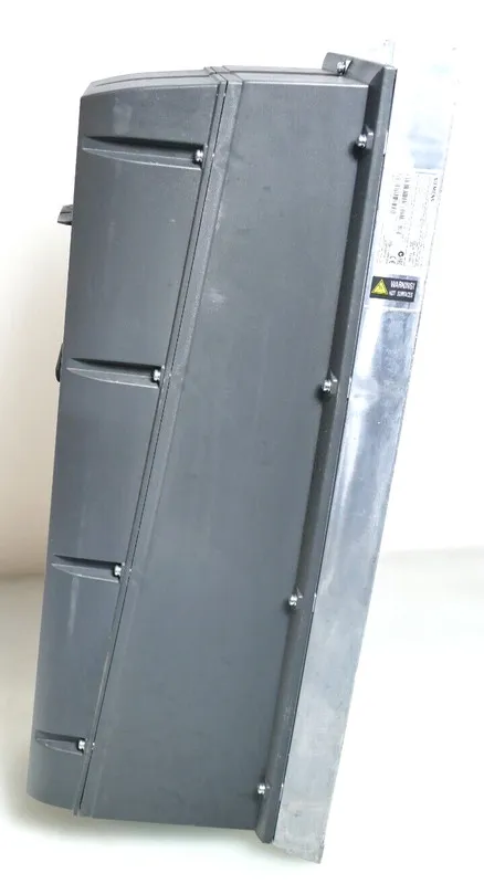 Частотный преобразователь Siemens SINAMICS PM230 6SL3 223-0DE31-5AA1 V:02 6SL322