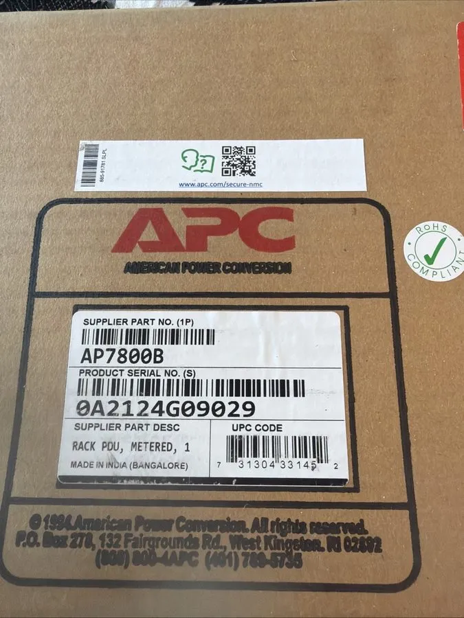 Блок розеток PDU APC AP7800B Metered 1U 15A Rack PDU w/ 5-15 Outlets