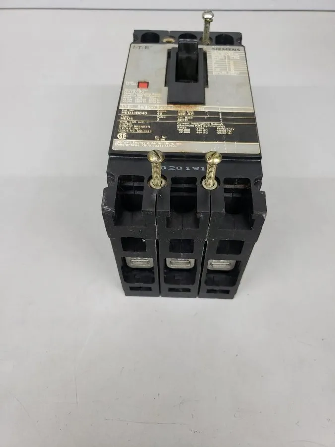Автоматический выключатель Siemens HED43B040 Circuit Breaker Sentron Series HED4