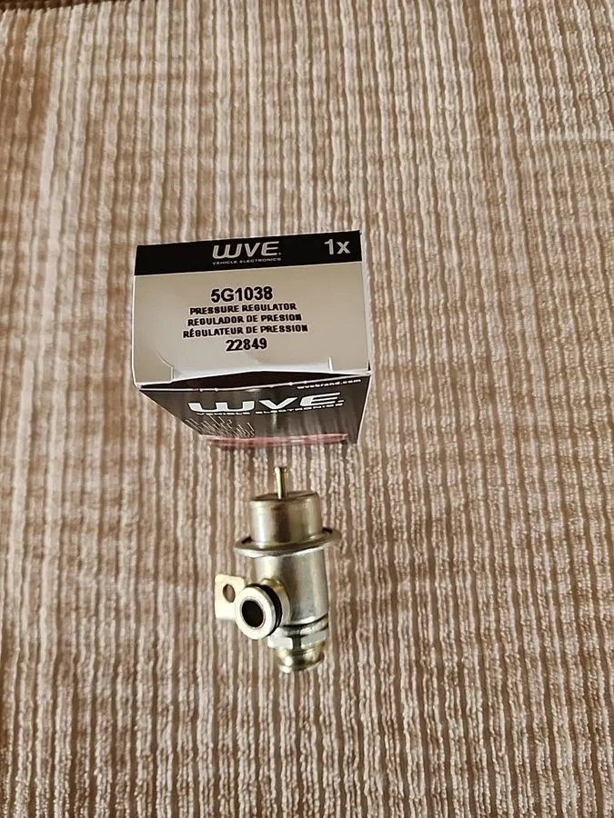 Трубопроводная арматура WVE 5G1038 Fuel Injection Pressure Regulator — фото лота 1