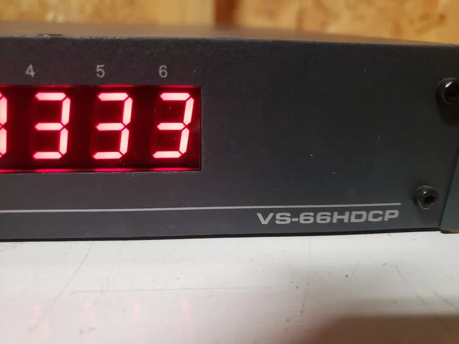 Матричный коммутатор Kramer VS-606XL 6x6 Analog Video/Audio Matrix Switcher — фото лота 2