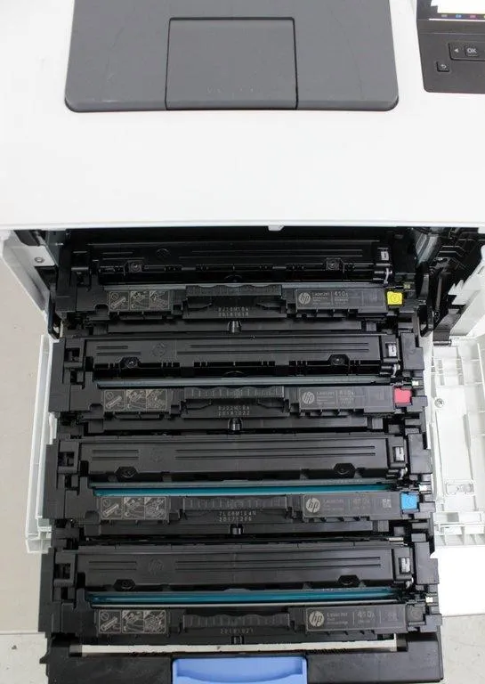 Лазерный принтер HP Color LaserJet Pro M452dn Color Laser Printer Toner Included