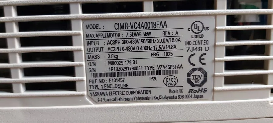 Частотный преобразователь CIMR-VC4B0018FAA 7.5-5.5KW 400V OMRON Yaskawa V1000 IN