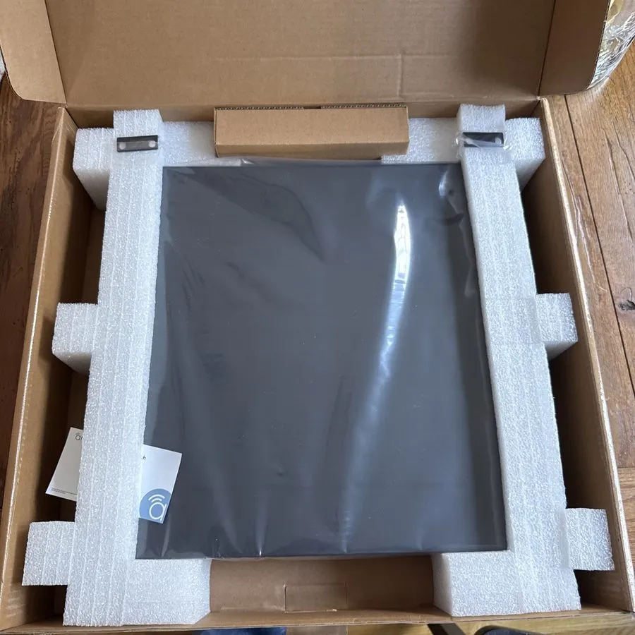 Коммутатор Araknis Networks AN-320-SW-R-24-PoE 24-Port Gigabit PoE Managed Switc — фото лота 1