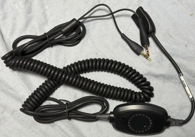 VoIP-шлюз Plantronics RIG Commander Pro Gaming Headset 212427-01 3.5mm Quick Dis — фото лота 2