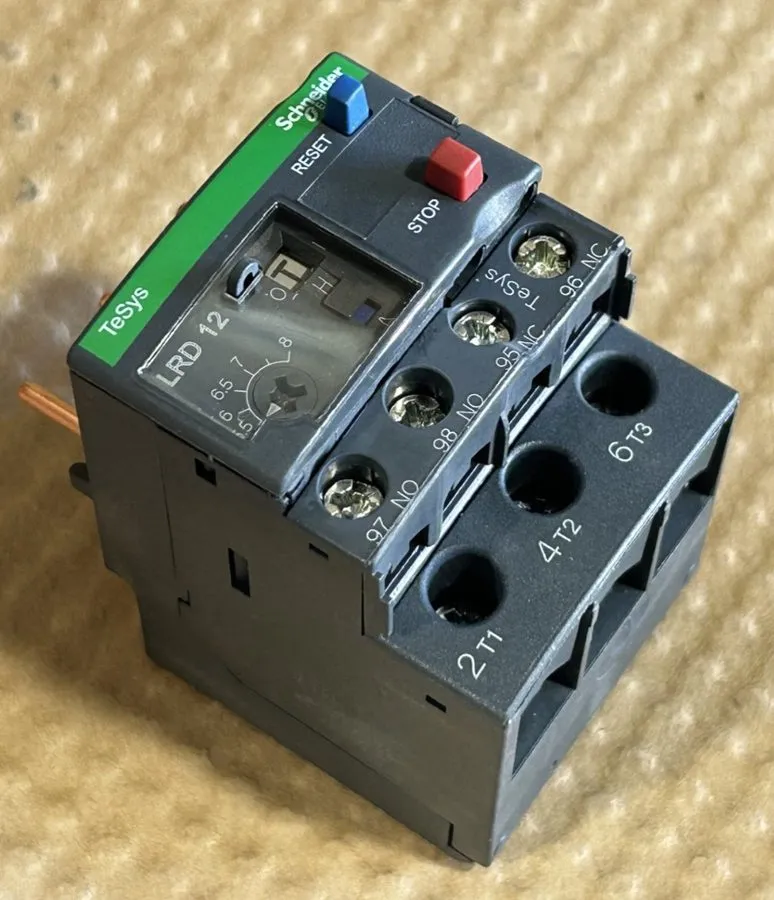 Контактор TeSys LRD06 LC1D09-38 Thermal Overload relay 1-1.6A fit