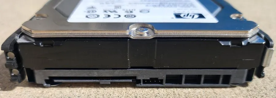 Жёсткий диск HPE 517354-001 516828-B21 600GB 15K SAS 6Gb 3.5" 516810-003 533871- — фото лота 1