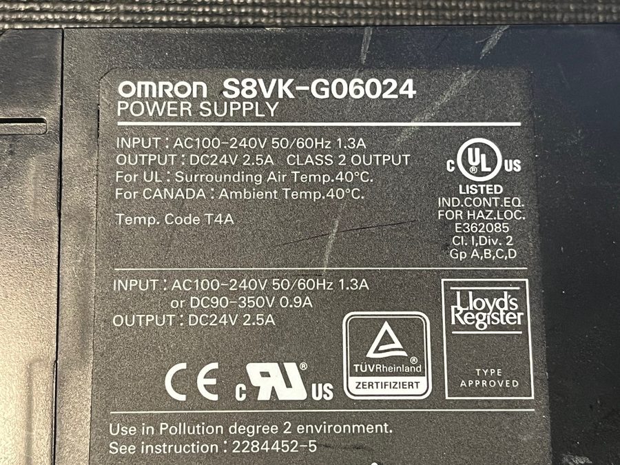 Блок питания Omron S8VK-G06024 Switching Power Supply 24VDC 2.5A 60W DIN Rail