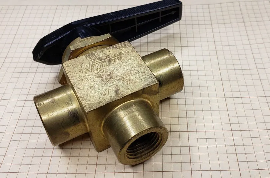 Клапан Swagelok B-45XF8 Brass 1-Piece 40 Series 3-Way Ball Valve FNSP