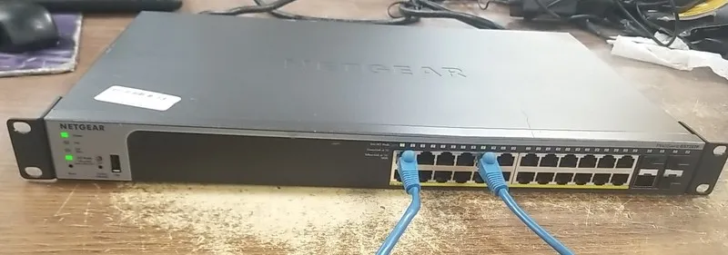 Коммутатор Netgear ProSafe GS728TPv2 24-Port Gigabit Ethernet Switch w/PoE+*Part
