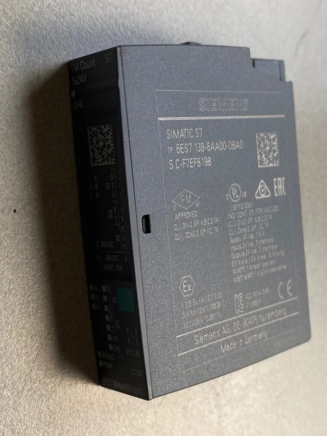 Модуль ввода-вывода Siemens 6ES7138-6AA00-0BA0 TM Count ST 1x24V ET200SP — фото лота 1