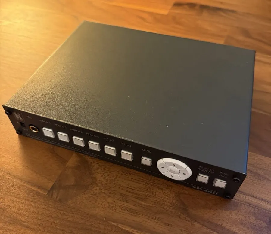Видеокоммутатор KRAMER VP-440 6–Input Presentation Switcher Scaler HDBaseT HDMI