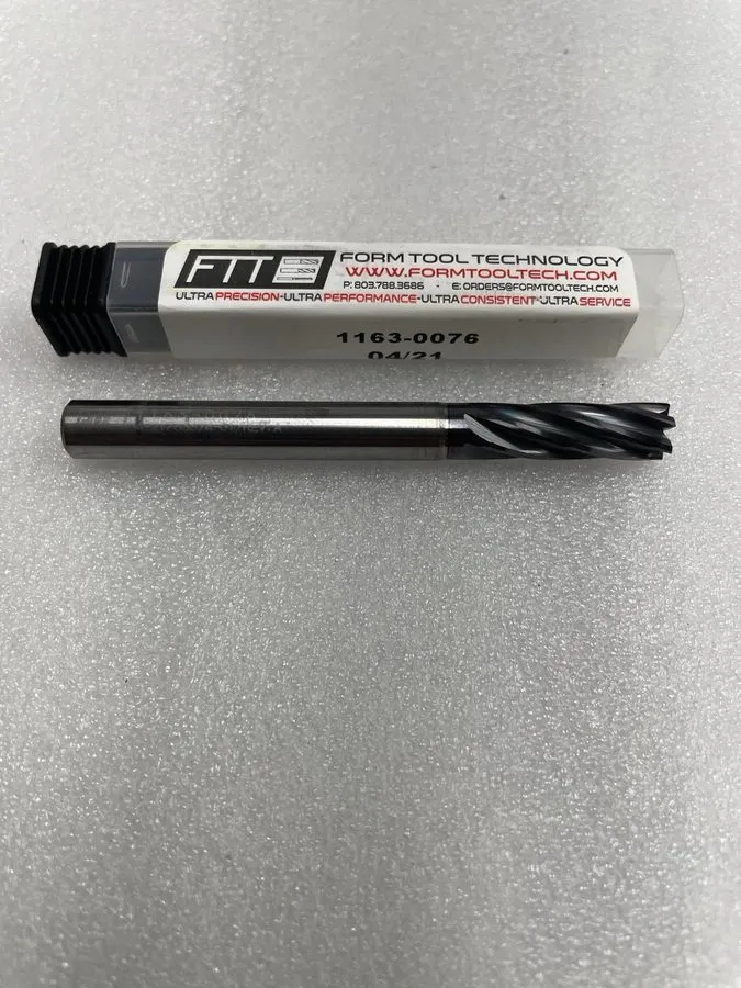 Режущий инструмент Kennametal 2" End Mill 6-Flute Carbide Tipped Radius 0.375" L