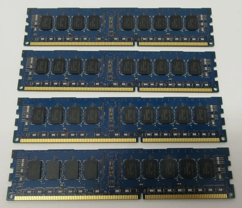 Модуль памяти Hynix 4GB DDR3 1600MHz PC3-12800R Server RAM HMT351R7CFR8C-PB