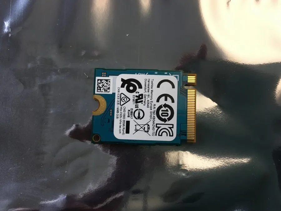 KBG40ZNS256G