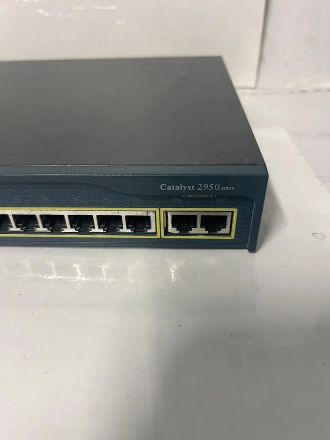 Коммутатор Cisco Catalyst WS-C2950-12 12-Port Fast Ethernet Networking Switch