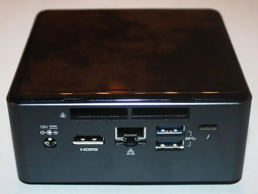SSD-накопитель Intel NUC Mini PC NUC7i5BNH 8GB 256GB SSD Win11 Pro W/ AC Power C