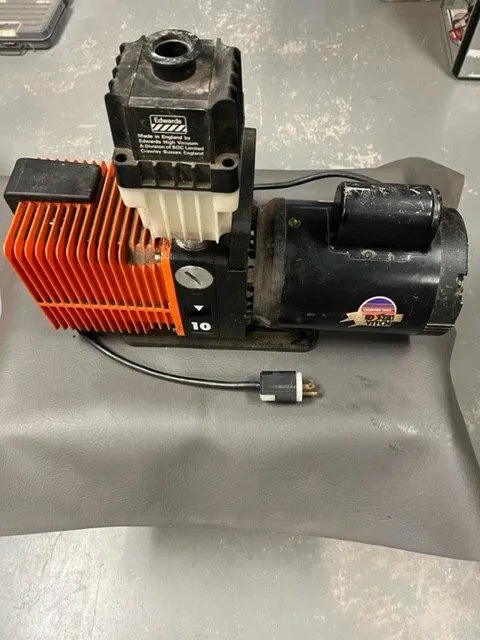Насос VARIAN ALCATEL 1101006418 VACUUM PUMP FRANKLIN ELECTRIC MOTOR, 115/208-230 — фото лота 1