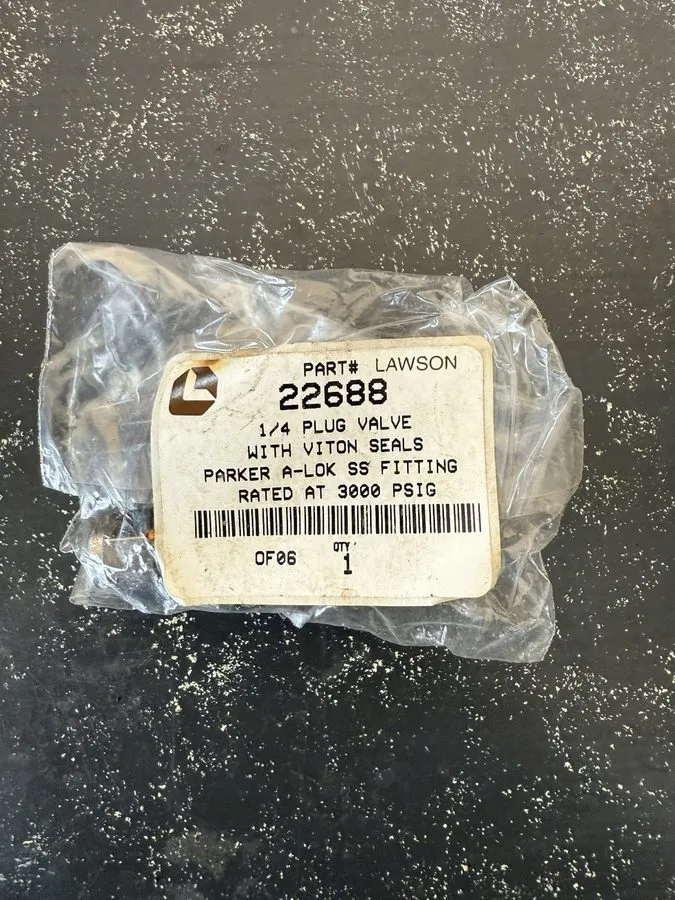 Клапан Nupro SS-4P4T4 Stainless Plug Valve 1/4 in NPT x 1/4 in Swagelok VCR