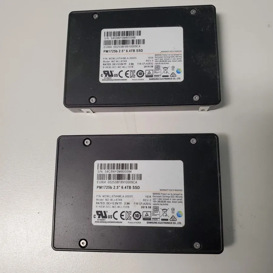 SSD-накопитель MZ-WLL6T4B SAMSUNG PM1725b 6.4TB NVME PCIE 3.0X4 U.2 2.5in SSD MZ