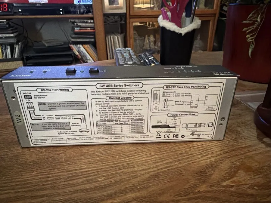 Видеокоммутатор Extron SW2 DVI Plus 60-964-21 Two Input DVI Switcher w/Stereo Au — фото лота 3