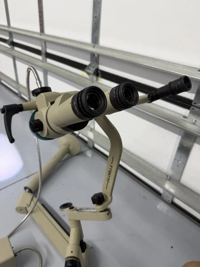 Микроскоп Global Surgical Microscope M1010G with Assistant Monocular &NovaLux Li — фото лота 1