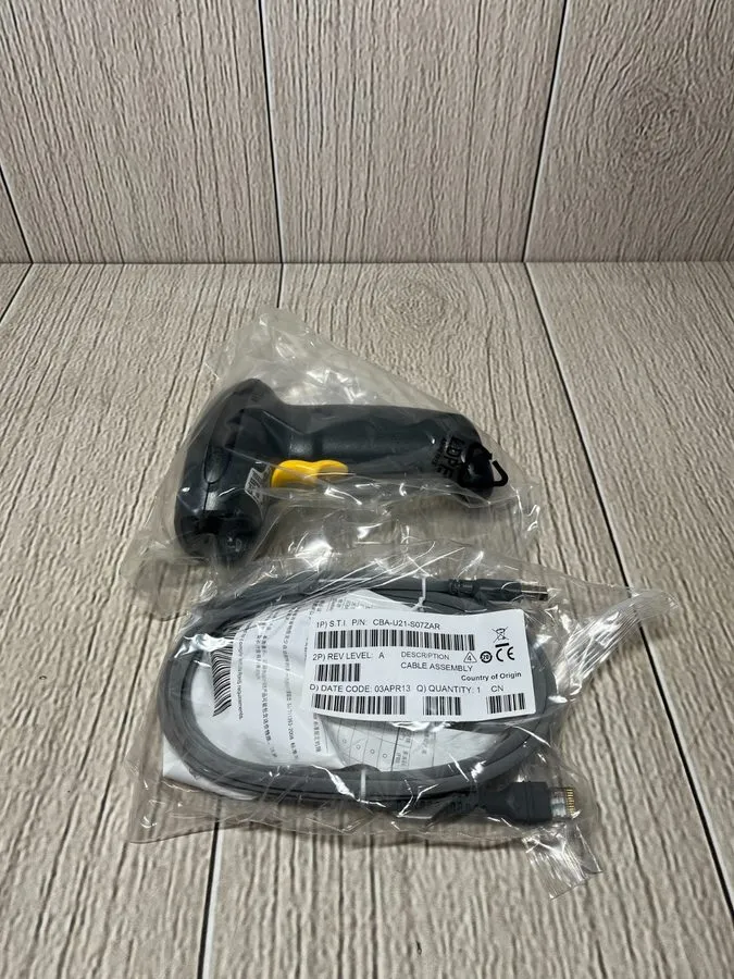 Сканер штрих-кода Motorola Symbol USB 2D Laser Imager DS4208-SR00007WR Barcode S