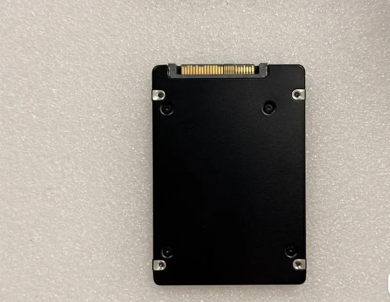SSD-накопитель MZ-QL23T80 Samsung PM9A3 Series 3.84TB PCI-E NVMe U.2 2.5 SSD MZQ — фото лота 3
