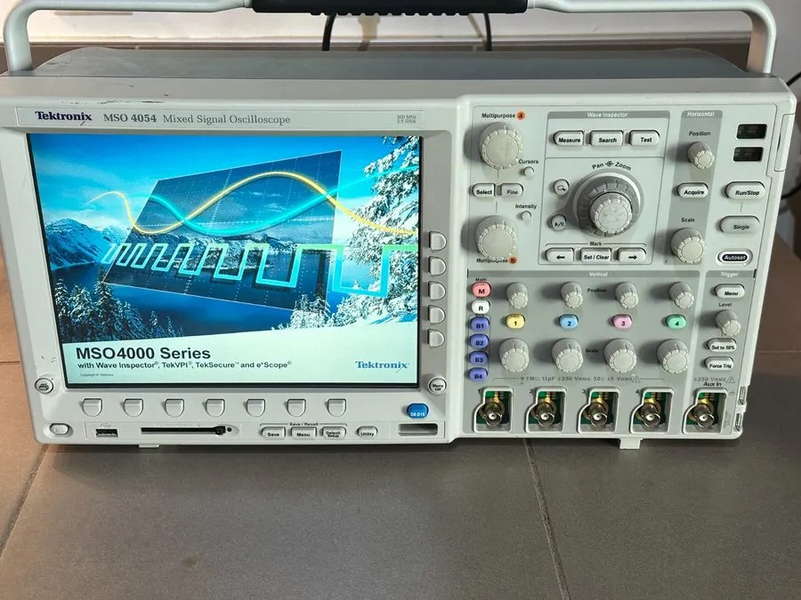Осциллограф Tektronix MSO4054 Oscilloscope 500MHz 2.5GS/s&lhy