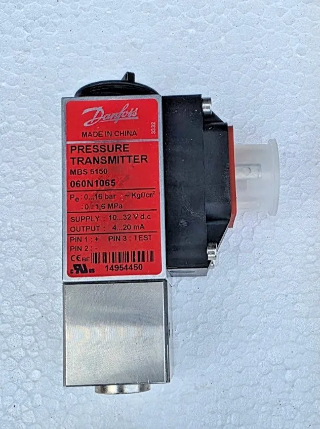 Датчик давления DANFOSS 060N1065 Pressure Transmitter — фото лота 1