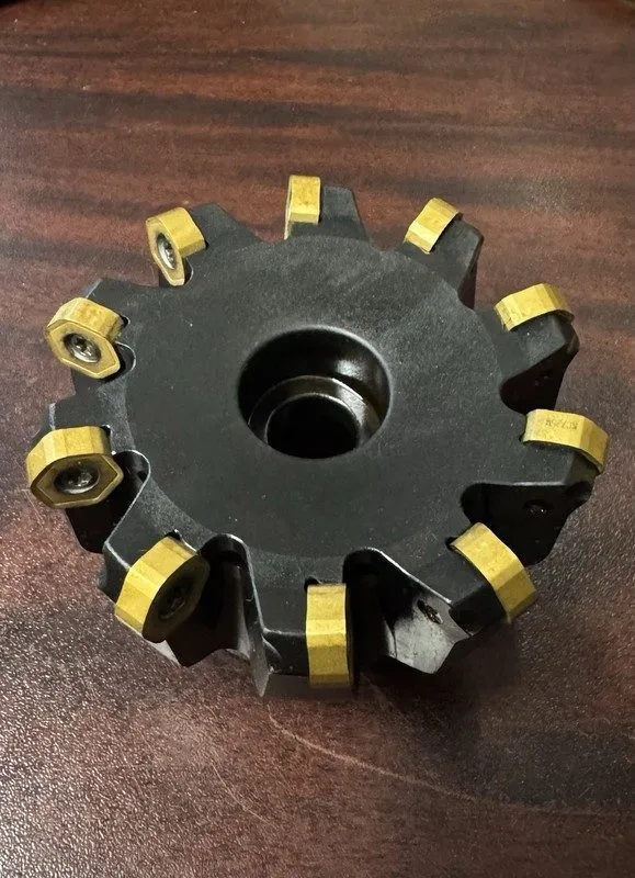 Режущий инструмент KENNAMETAL KSHR300HN4345F4 Dodeka™ 3" Dia 10 Flute Index Mill — фото лота 2
