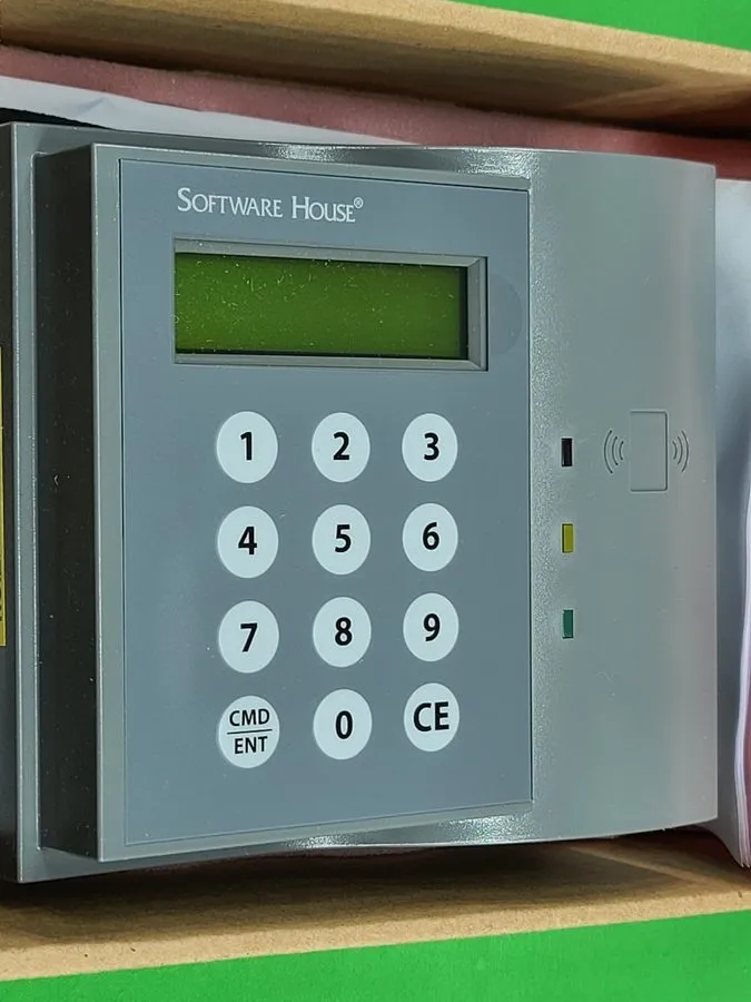 Клавиатура SOFTWARE HOUSE RM2L-4000 MULTI ER W/KEYPAD,LCD — фото лота 1
