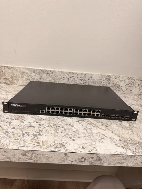 Коммутатор SignaMax 065-7861POE-FP Full Power 24 port 10/100/1000 PoE PoE+ 6 SFP