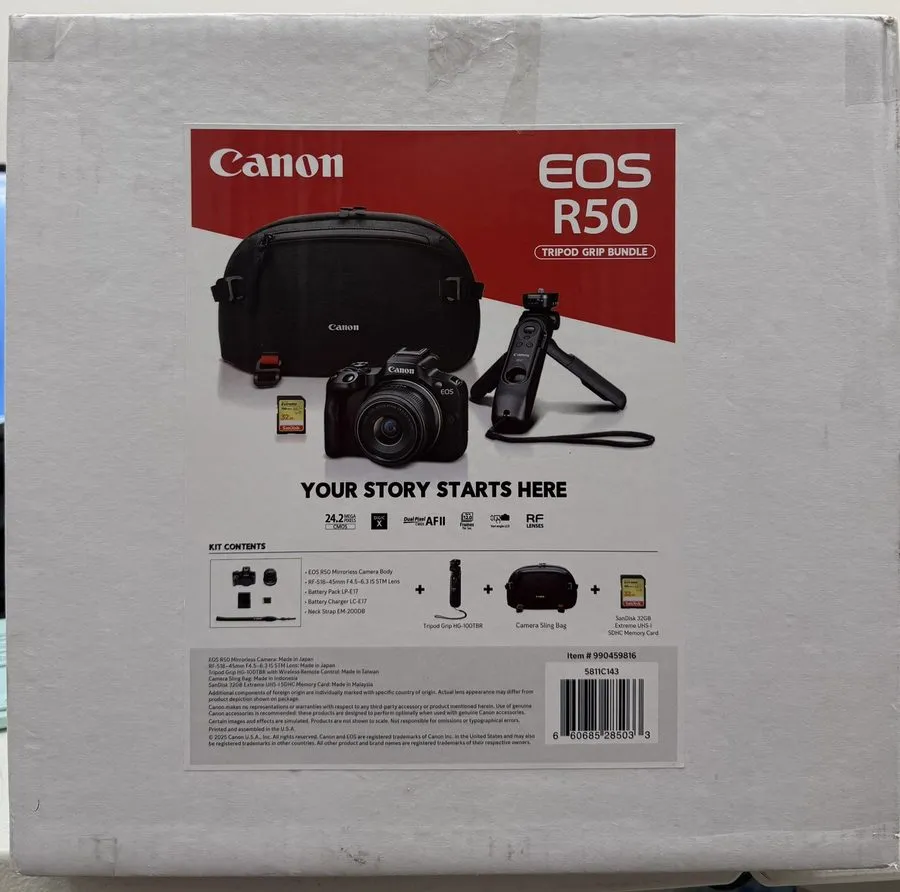 Объектив Canon EOS R50 Digital Camera with RF-S18-45mm Lens & Tripod Grip Bundle