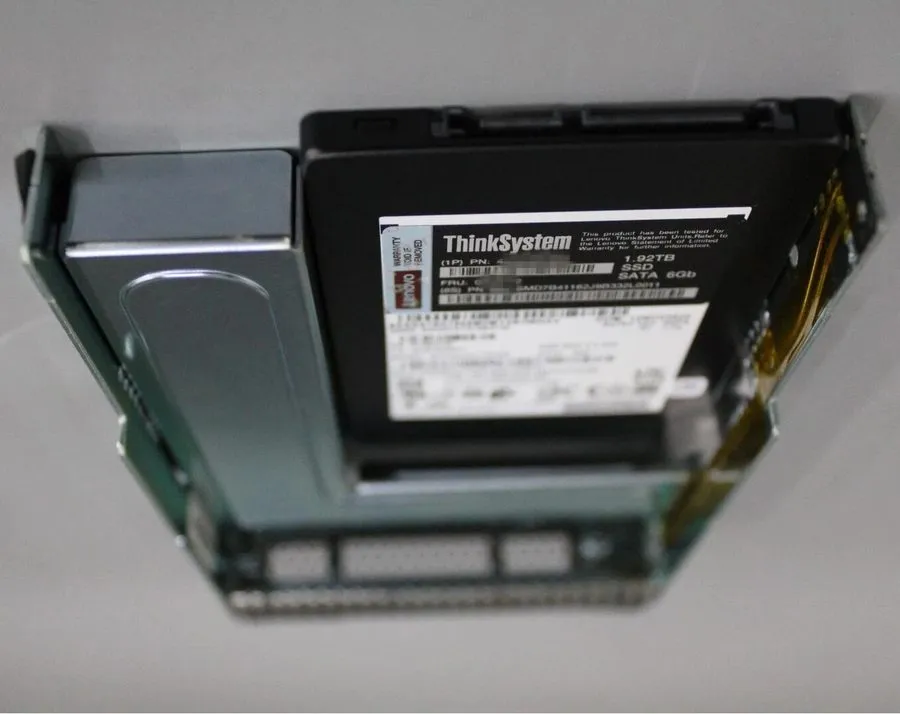Сервер Lenovo/Samsung 1.92TB 3.5" SATA 6G Server SSD Replace 02JG540 4XB7A17084