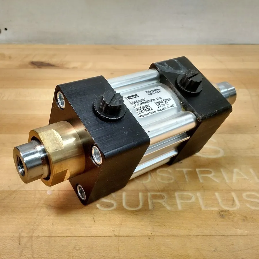 Пневмоцилиндр Parker 02.00 KF4MA2U33A33A 0.500 Pneumatic Cylinder, 2" Bore, 0.5"