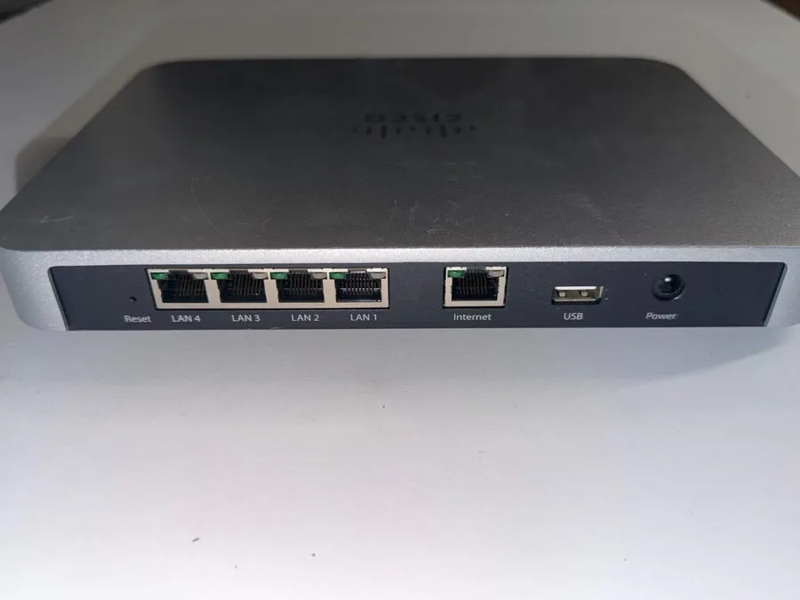 Маршрутизатор Cisco Meraki MX60 Cloud Firewall 5-Port GbE Router Enterprise 600-