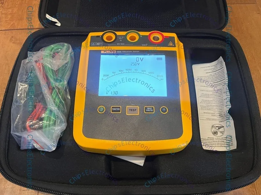Тестер Fluke 1535 Megohmmeter/Insulation Resistance Tester kit, 2500V/500 GΩ