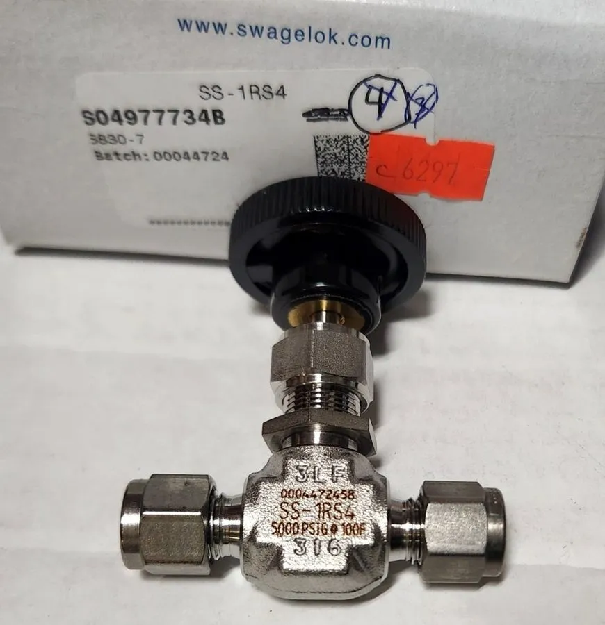 Клапан PC X Swagelok SS-1RS4 SS Integral Bonnet Needle Valve, UK#350