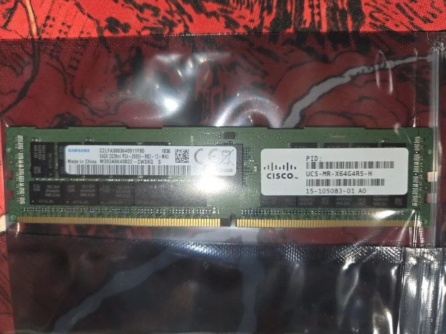 Модуль памяти Cisco UCS-MR-X64G4RS-H 64GB DDR4-2666 PC4-21300 ECC TSV-RDIMM Serv — фото лота 2