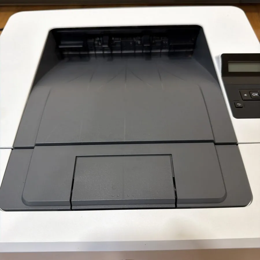 Лазерный принтер HP LaserJet Pro M404n Monochrome Laser Printer 214 Page Count
