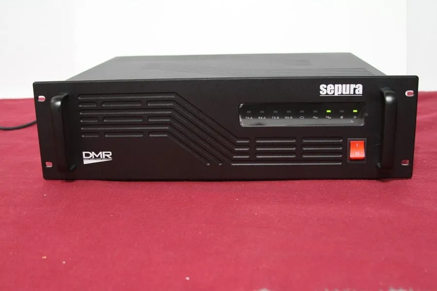 Ретранслятор SEPURA DMR UHF 400-470MHz DIGITAL REPEATER SER8040