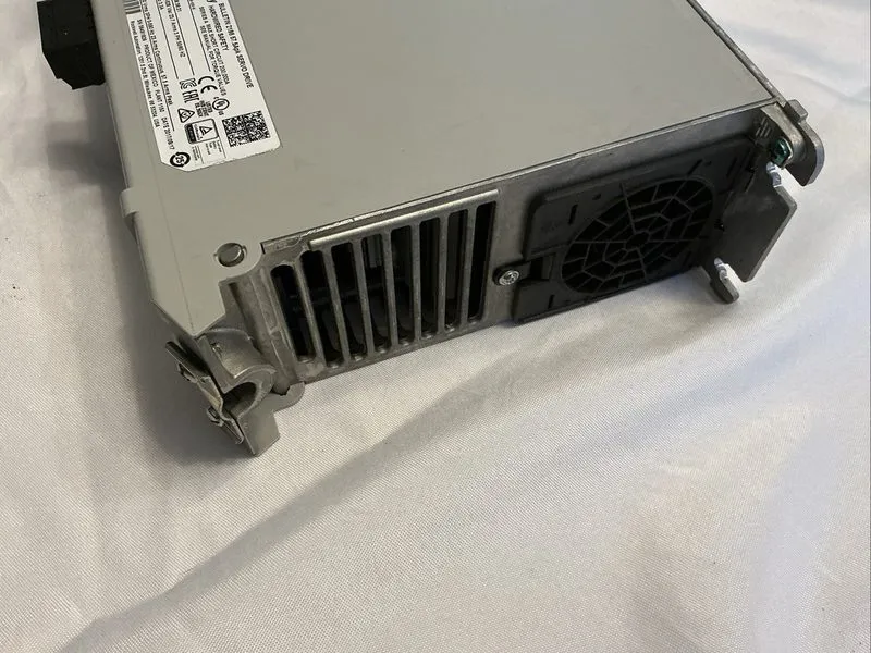 Сервопривод ALLEN BRADLEY 2198-H070-ERS KINETIX 5500 SERVO 2198 H070 ERS AB — фото лота 3