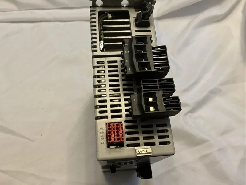 Сервопривод ALLEN BRADLEY 2198-H070-ERS KINETIX 5500 SERVO 2198 H070 ERS AB — фото лота 4