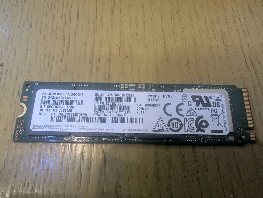 SSD-накопитель Samsung PM981 512GB NVMe M.2 2280 SSD MZVLB512HBJQ 100% Health