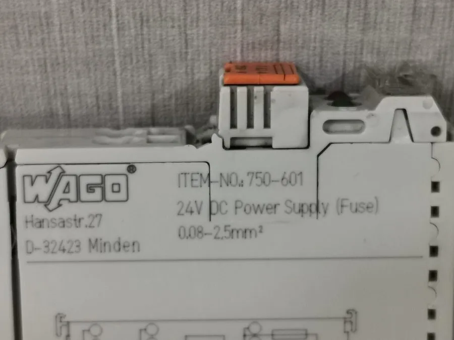 Модуль WAGO 750-601 I/O System 750 Supply Module w/ Fuse 24V DC 6.3A DIN Rail