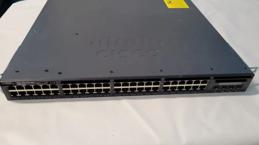 Коммутатор Cisco WS-C3650-48TD Catalyst Switch 48-Port Gigabit Ethernet — фото лота 1