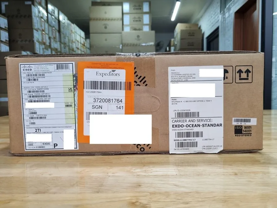 Коммутатор Cisco C9200L-24T-4X-A 24 Port Data 4x 10G Uplink Network Adavantage S